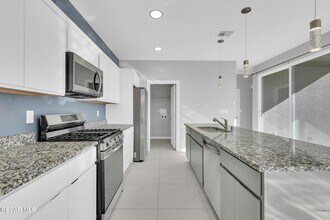236 Lago Maggiore St in Horizon City, TX - Building Photo - Building Photo