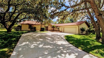 768 E Jenkins Ct in Hernando, FL - Building Photo