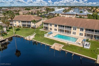 1936 Beach Pkwy in Cape Coral, FL - Building Photo - Building Photo