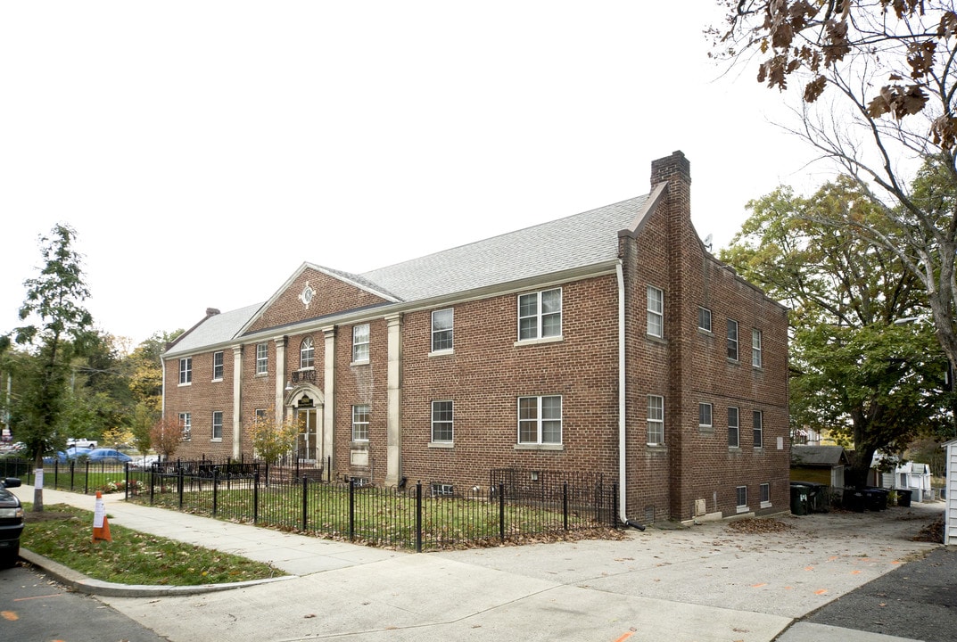 1800 Shepherd St NE in Washington, DC - Building Photo