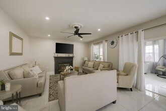 601 Crossover Ct in Frederick, MD - Building Photo - Building Photo