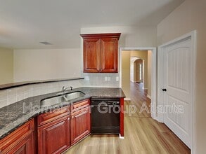 5237 Blossom Brook Dr in Sugar Hill, GA - Building Photo - Building Photo