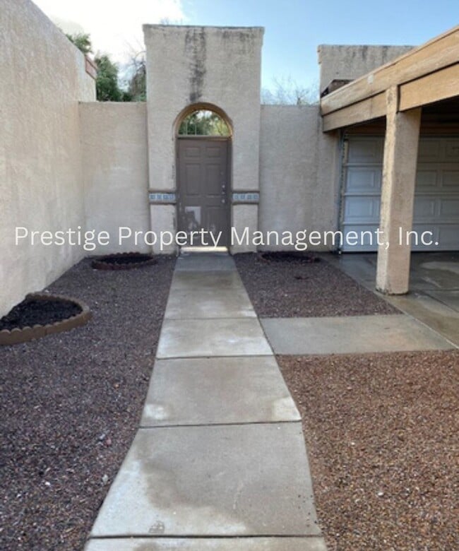 2950 Avenida Destino in Tucson, AZ - Building Photo - Building Photo