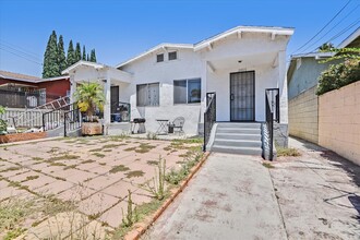 2721 Folsom St, Unit 1 . 2 in Los Angeles, CA - Foto de edificio - Building Photo