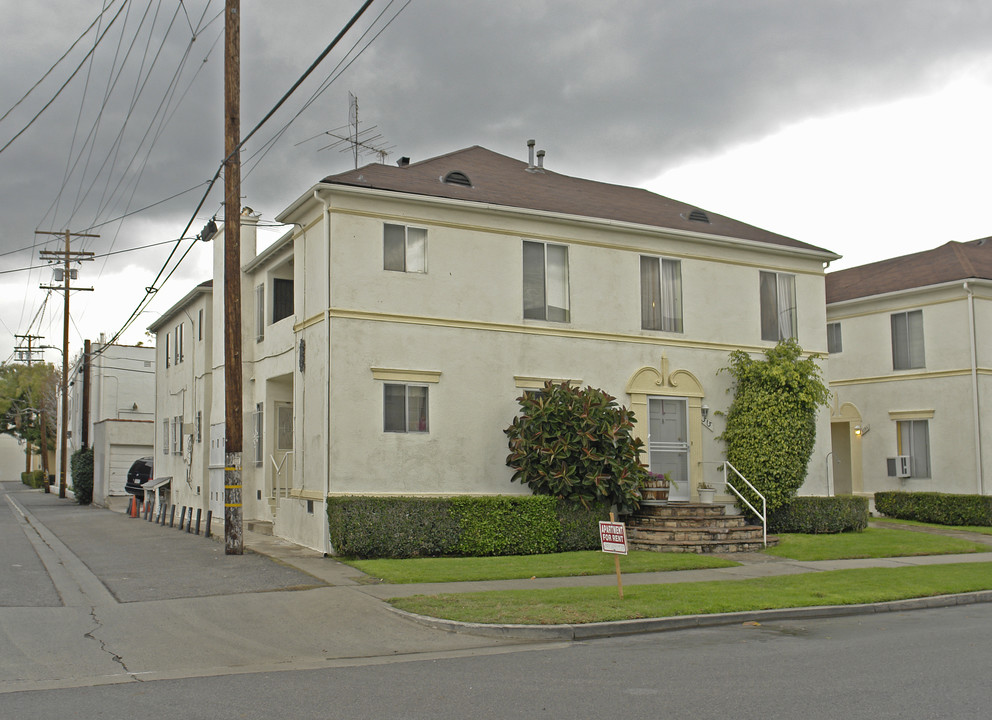 313 N Ogden Dr in Los Angeles, CA - Foto de edificio