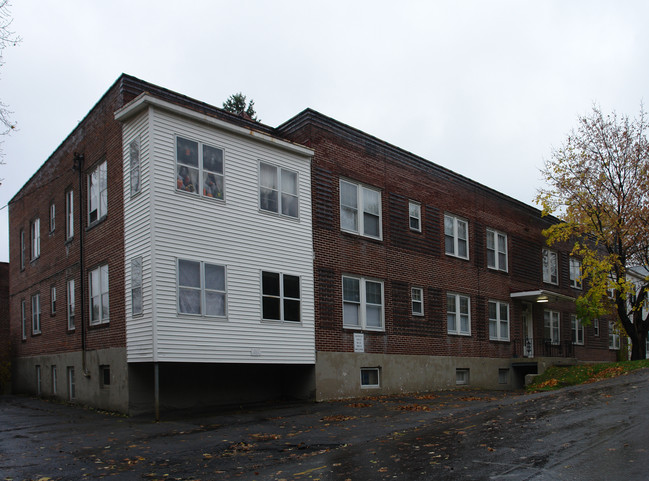 202 S Allen St in Albany, NY - Building Photo - Building Photo