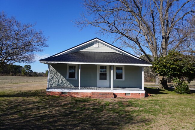 property at 2577 Jonesboro Rd