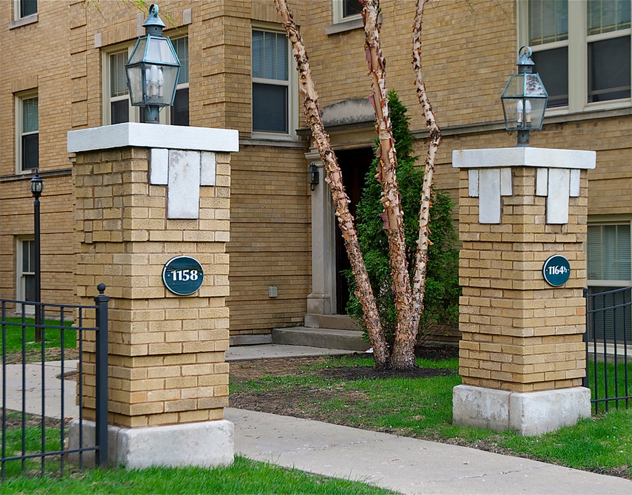 1158-1164.5 S. Oak Park Ave. in Oak Park, IL - Building Photo