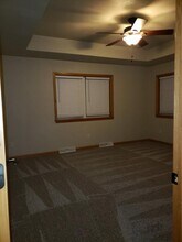 2173 Hillington Dr in Neenah, WI - Building Photo - Building Photo