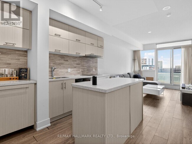 180 Enterprise Blvd in Markham, ON - Building Photo - Building Photo