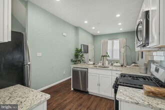 3904 Aspen St-Unit -UNIT 1- 1ST FLOOR in Philadelphia, PA - Foto de edificio - Building Photo