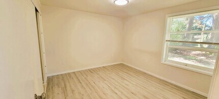 16339 Ashworth Ave N in Shoreline, WA - Building Photo - Building Photo