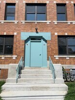 79 Barbour St in Hartford, CT - Building Photo