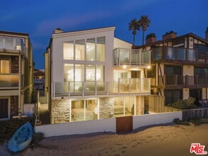 1005 Ocean Dr in Oxnard, CA - Building Photo - Building Photo