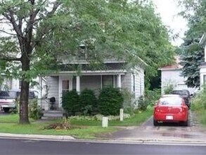 124 Gateway Blvd N in Elyria, OH - Building Photo - Building Photo