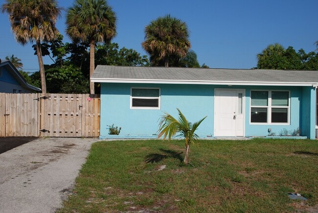 property at 406 Robalo Ct