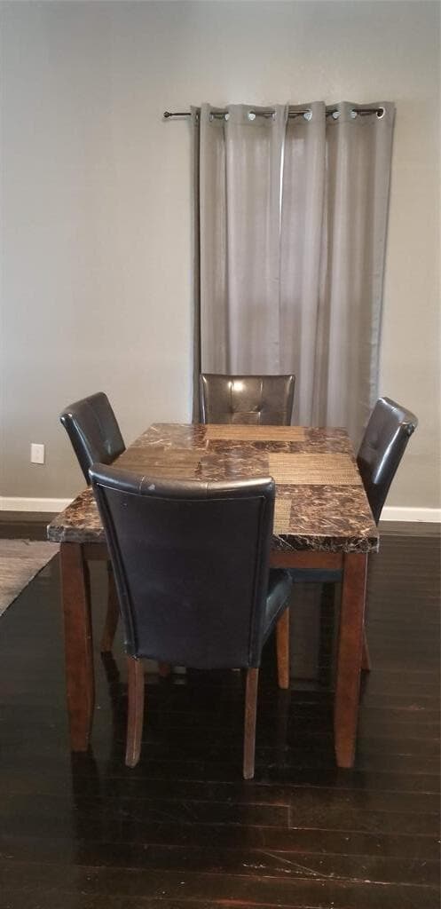 property at 407 S Main St