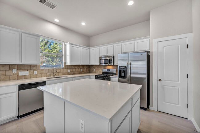 property at 1711 E 16th St