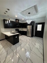 1420 E Hibiscus Ave in McAllen, TX - Building Photo - Building Photo