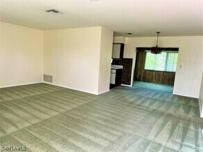 223 Punta Alta Ct in Lehigh Acres, FL - Building Photo - Building Photo