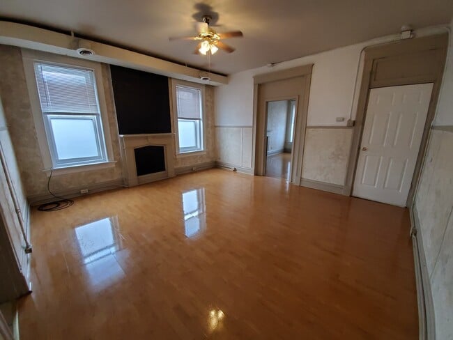 2015 Bryan Ave, Unit A