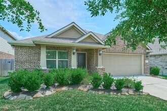 18811 Palmetto Hills Dr in Roman Forest, TX - Building Photo - Building Photo
