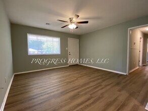 1003 8th Ave SW in Decatur, AL - Foto de edificio - Building Photo