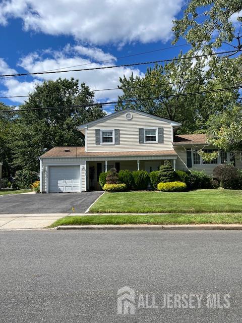 property at 8 Jade Pl