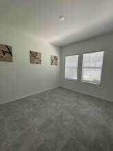 6073 Claystone Wy in Mount Dora, FL - Building Photo - Building Photo