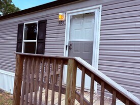 595 FM 3228 in Nacogdoches, TX - Building Photo