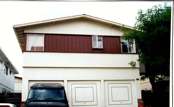 501 Serra Dr in South San Francisco, CA - Building Photo - Building Photo