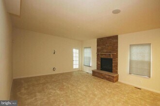 2906 George Hilleary Ter in Upper Marlboro, MD - Building Photo - Building Photo