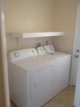532 N Orange Dr, Unit N/A in Los Angeles, CA - Building Photo - Building Photo