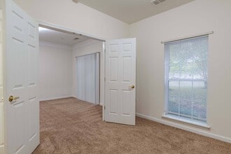 Park Place Senior in Manassas Park, VA - Building Photo - Building Photo