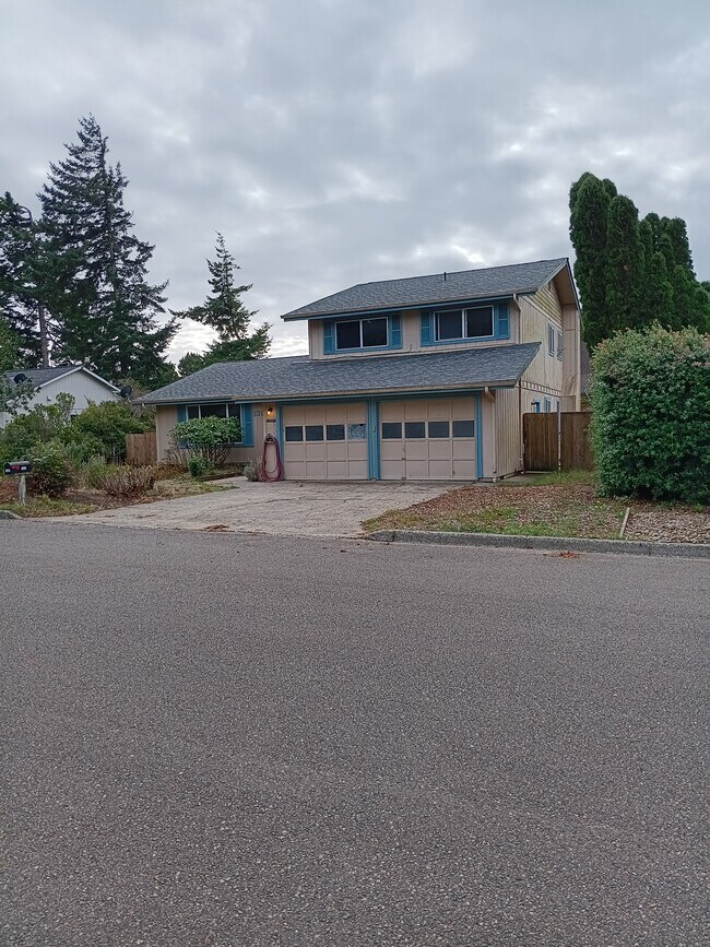 property at 1305 Laurel St