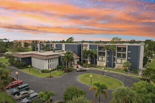Sage Grove on Aaron Apartments in Port Charlotte, FL - Building Photo