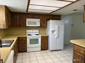 700 Cedar Oaks Ln in Harker Heights, TX - Building Photo - Building Photo