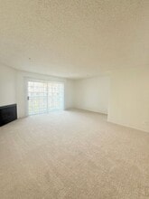 400 in Los Angeles, CA - Foto de edificio - Interior Photo