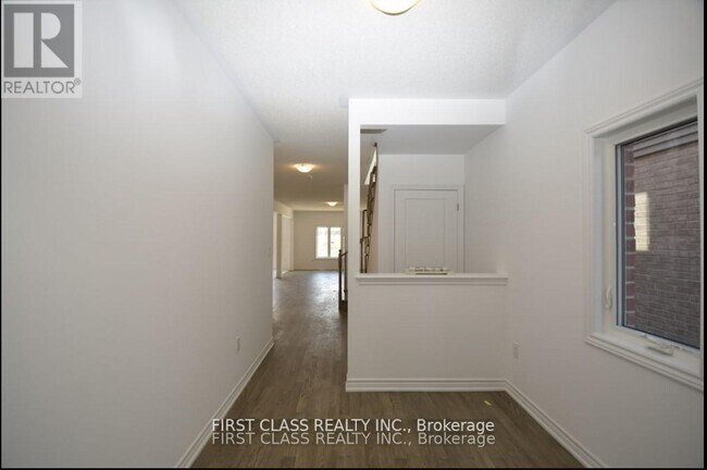 71 Wheatfield Rd in Barrie, ON - Building Photo - Building Photo