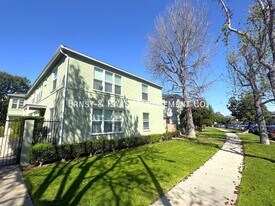 4541 N Banner Dr in Long Beach, CA - Building Photo