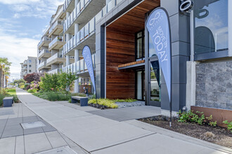 Infinity Shore Club Residences in Seattle, WA - Building Photo - Building Photo