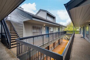 908 Poplar St in Austin, TX - Building Photo