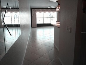 1335 Rock Dove Ct in Punta Gorda, FL - Foto de edificio - Building Photo