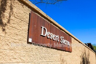 2314 W Jake Haven in Phoenix, AZ - Building Photo - Building Photo