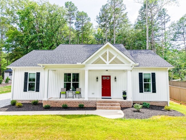 property at 762 Lakefront Dr