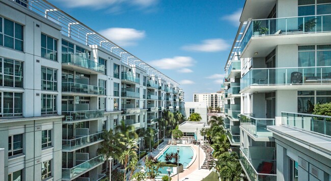 912 Channelside Dr, Unit 2515 in Tampa, FL - Foto de edificio - Building Photo