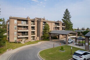 202 Brae Glen SW in Calgary, AB - Building Photo