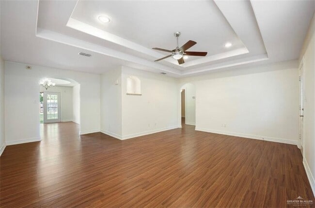 1102 Walnut Ave in McAllen, TX - Building Photo - Building Photo