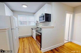 400 Highland Ave, Unit 4 in Somerville, MA - Foto de edificio - Building Photo