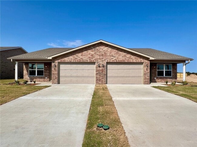 612 NW 69th Ave in Bentonville, AR - Building Photo - Building Photo